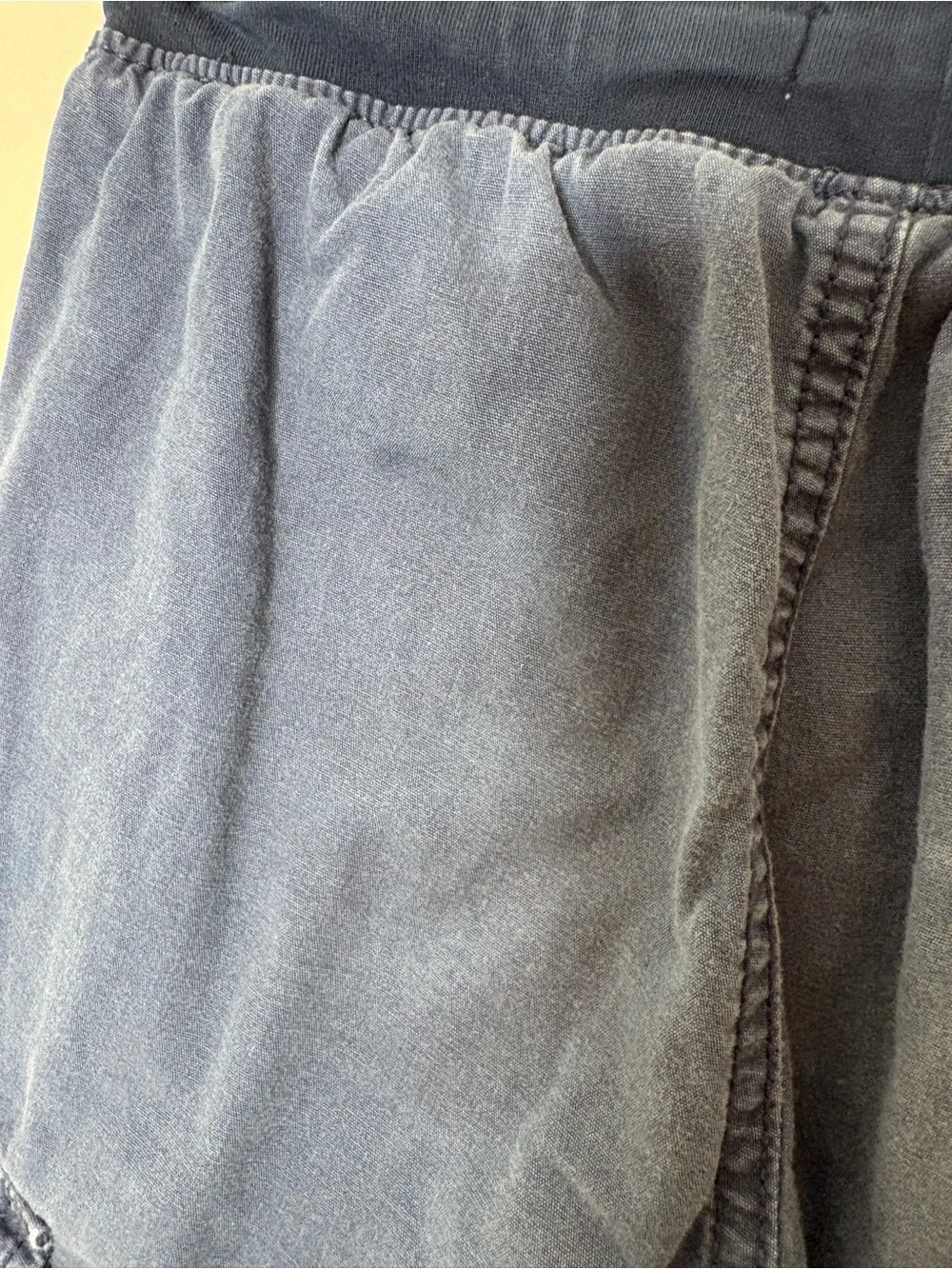 Old Navy boys bundle of two pairs of pull on cargo pants L 10-12